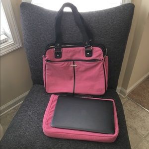 Dockers pink large laptop shoulder bag gently used